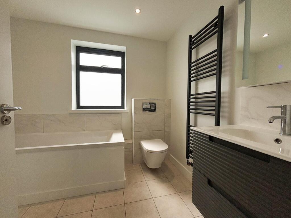 Bath-2.jpg