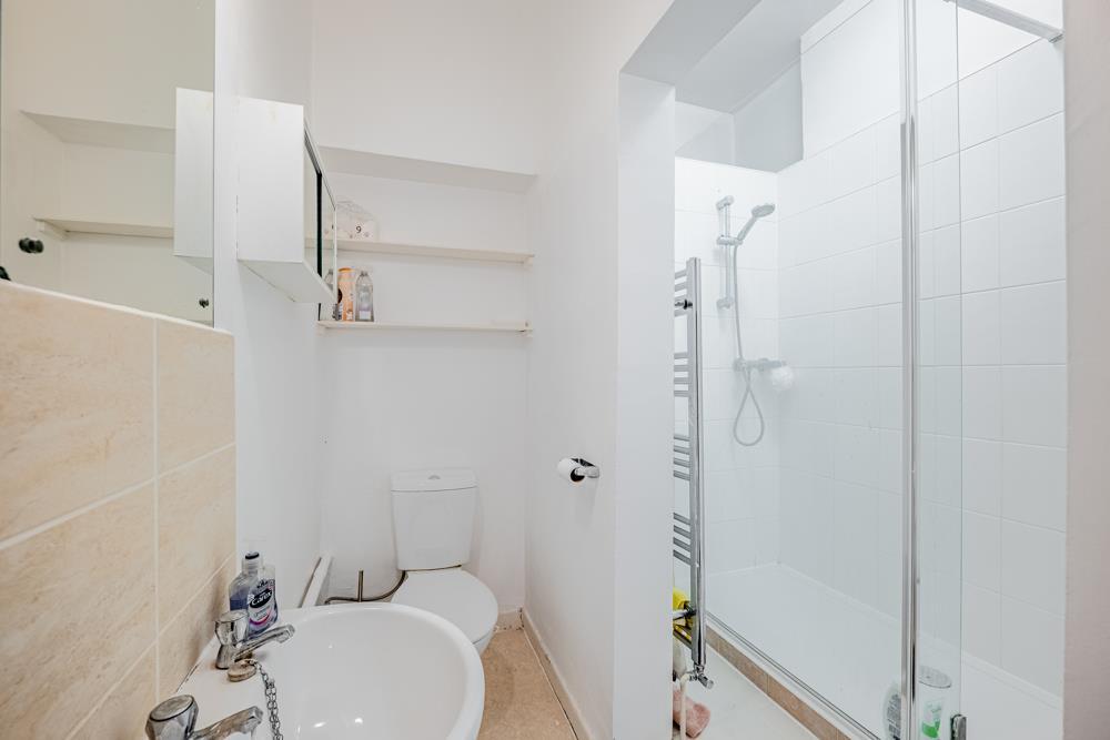 7 Johnstone St-57.jpg