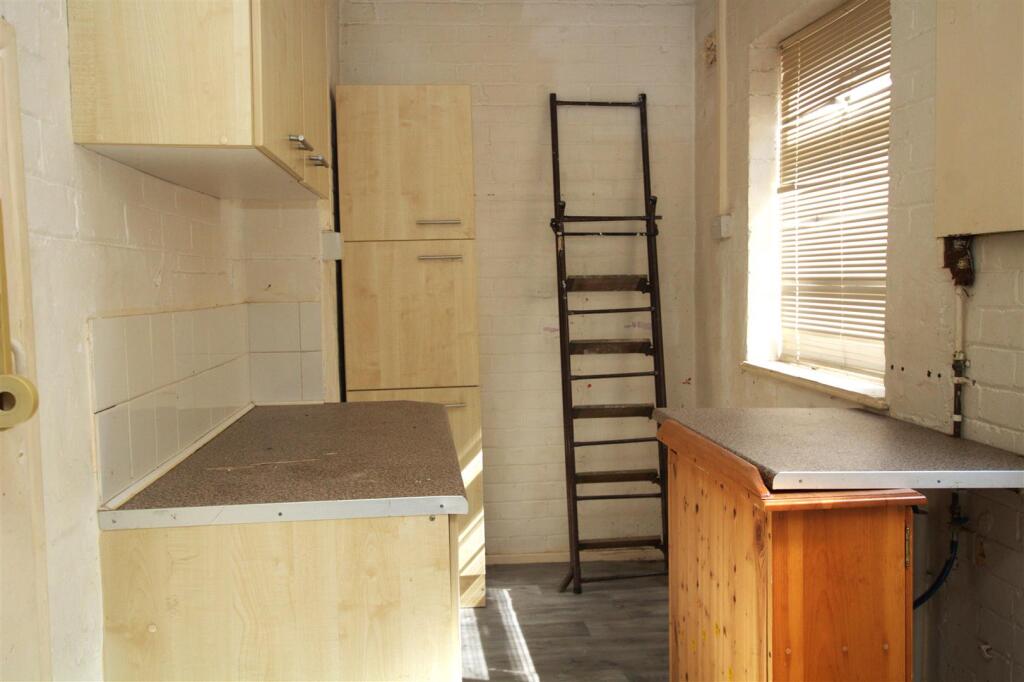 Coledale Kitchen 4.jpg