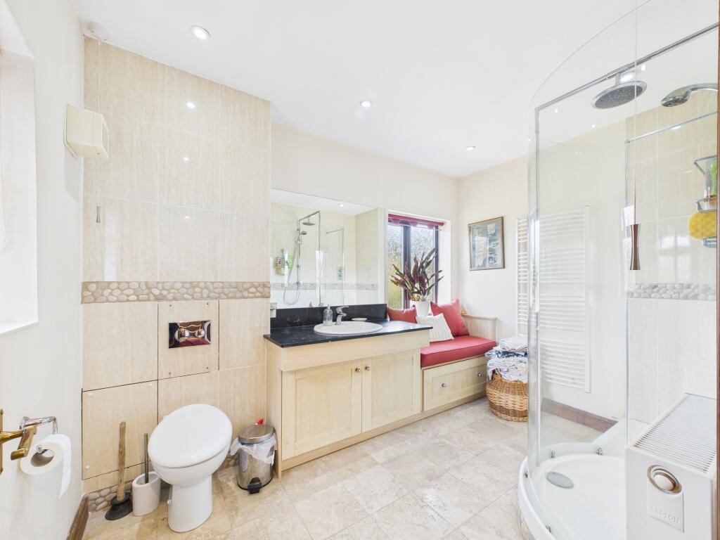 family shower room