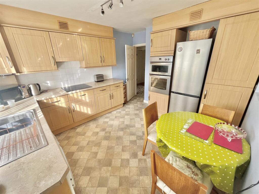 Breakfast Kitchen