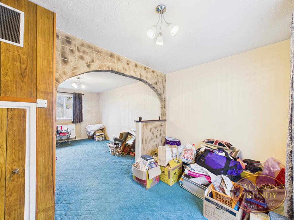 Booth Meadow Court