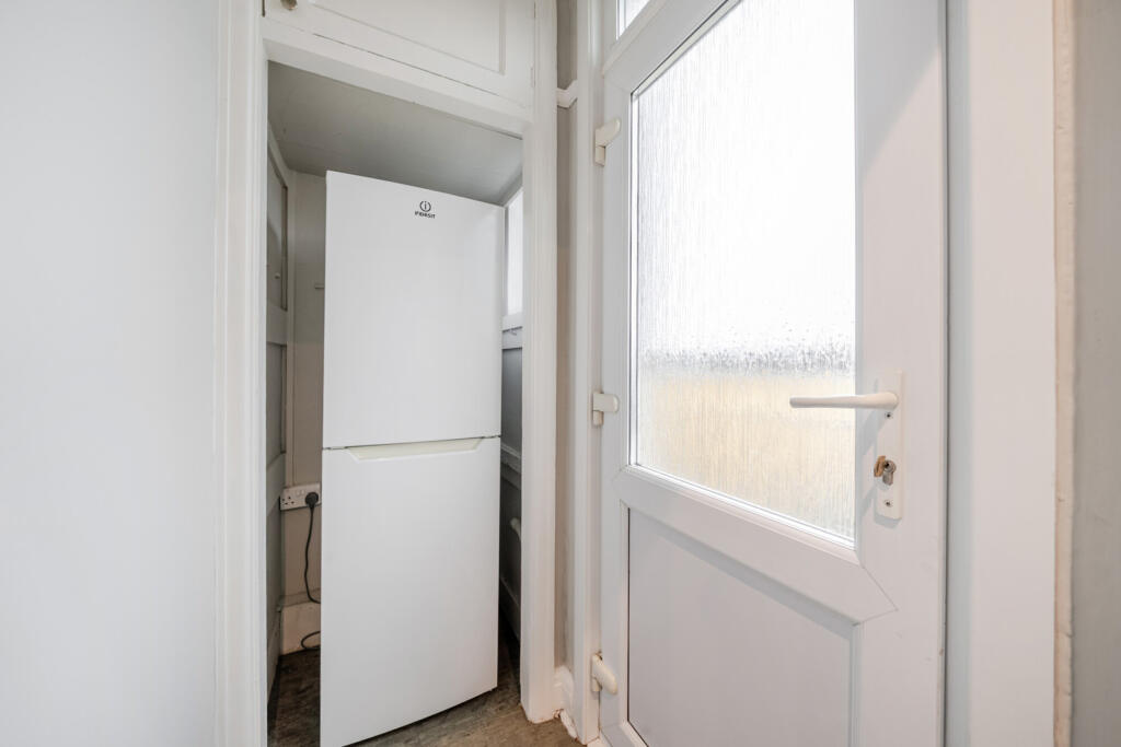 1382227-18-691719...