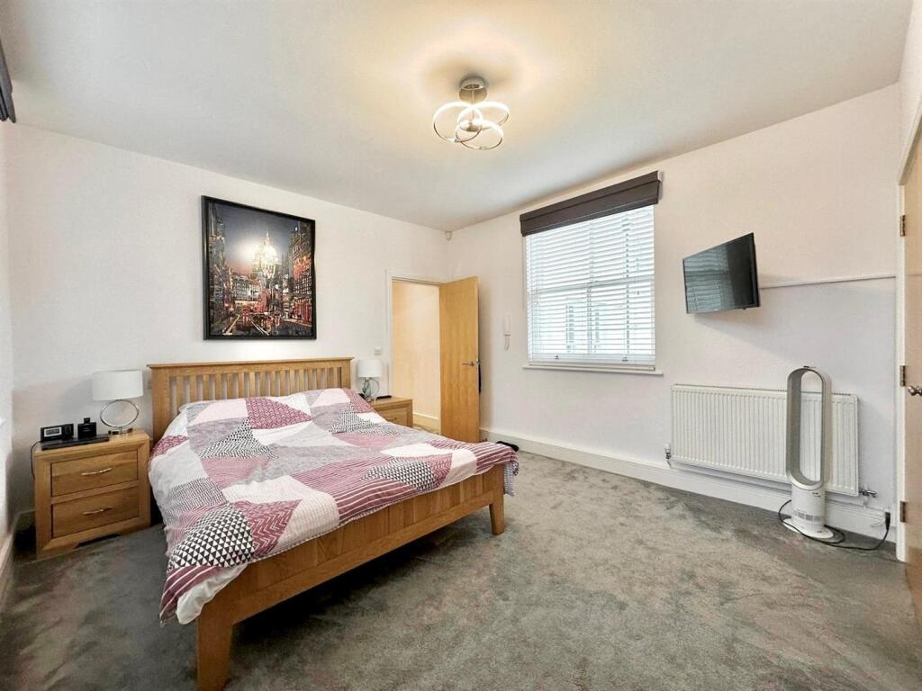 WhatsApp Image 2025-11-04 at 14.21.50_3cadd019.jpg