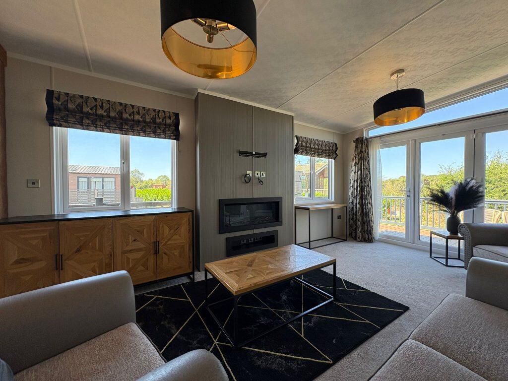 Photo 2025 07 11 14 03 24 (1)