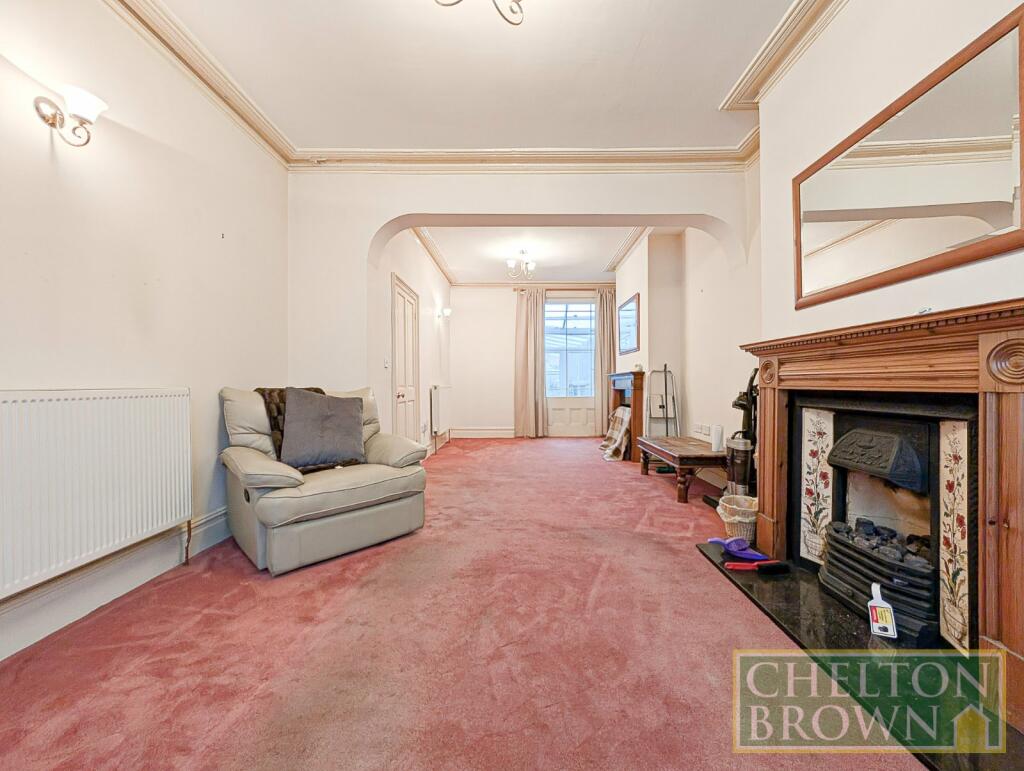 Living &amp; Dining Room