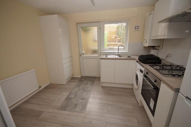19 Glyn Simon Close