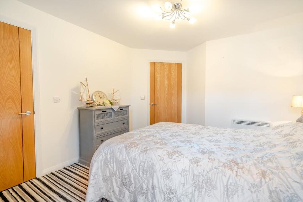 8564665-interior11 (Medium).jpg