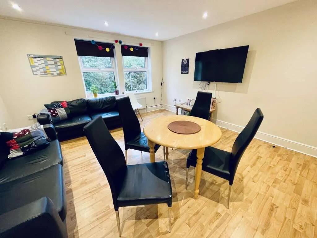 6b_Harcourt_Road