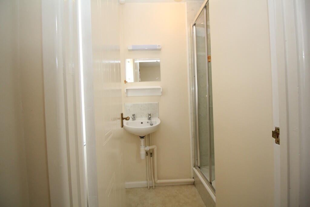 En-Suite Shower