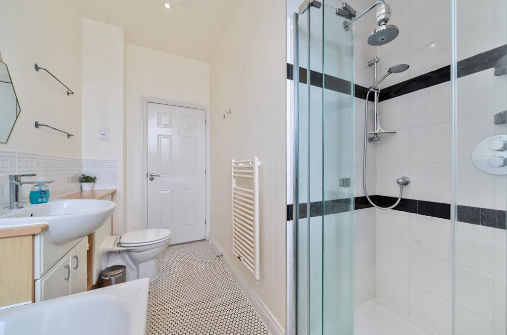 1311494-11-685933...