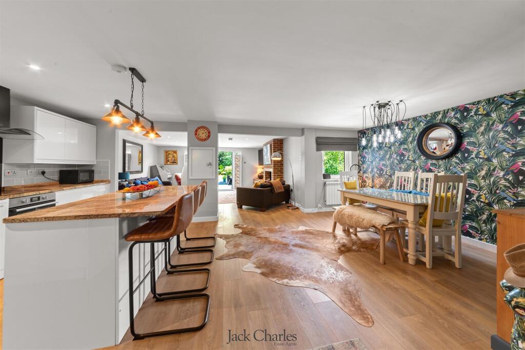 Curtis Stables 18.jpg