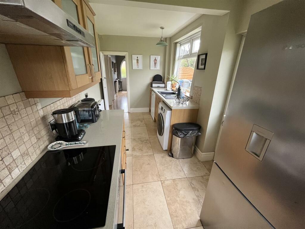 Kitchen Aspect 2.jpg
