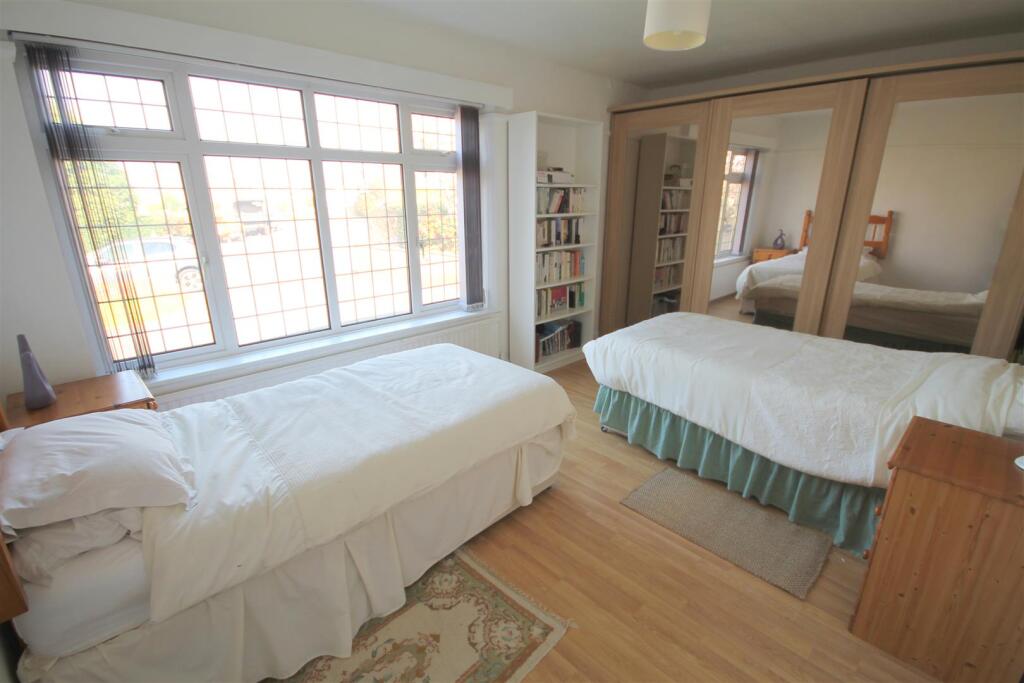 BH Bedroom a.JPG