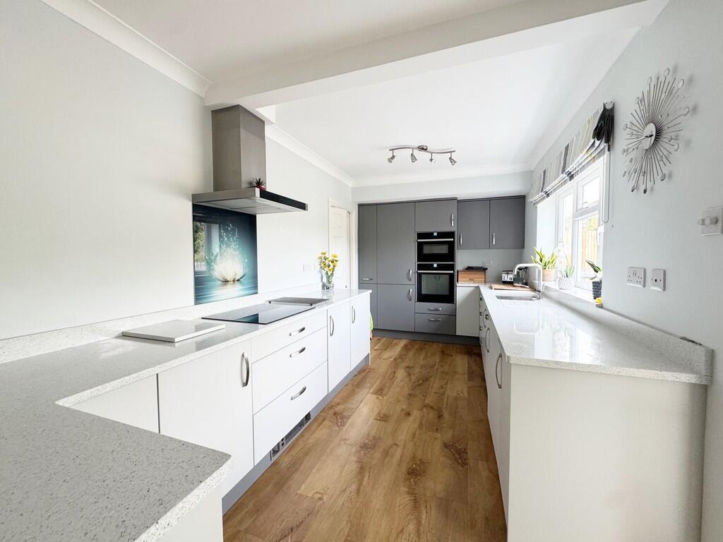 Kitchen 3