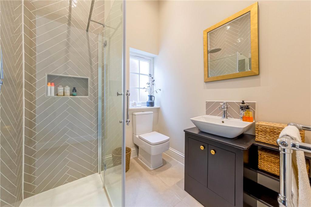 Ensuite