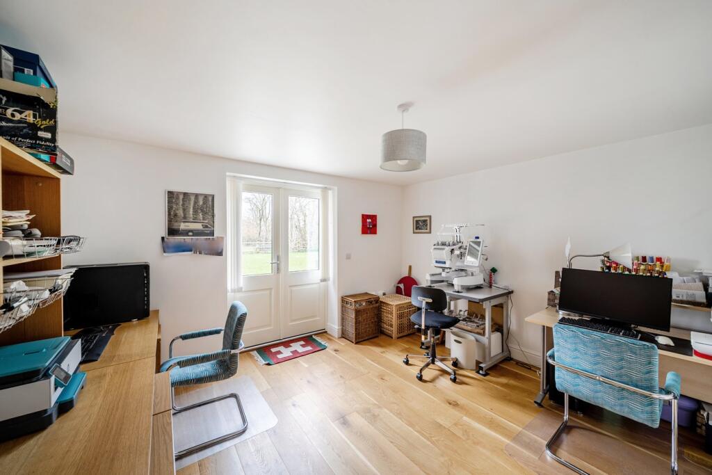 Formal dining room (currently presented as a craft room)