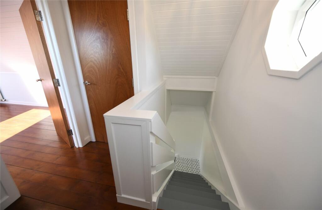 Annexe 1st Floor