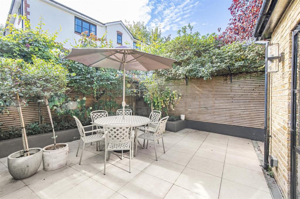 James_Anderson_-_ wer_Richmond_Road_-13.JPG