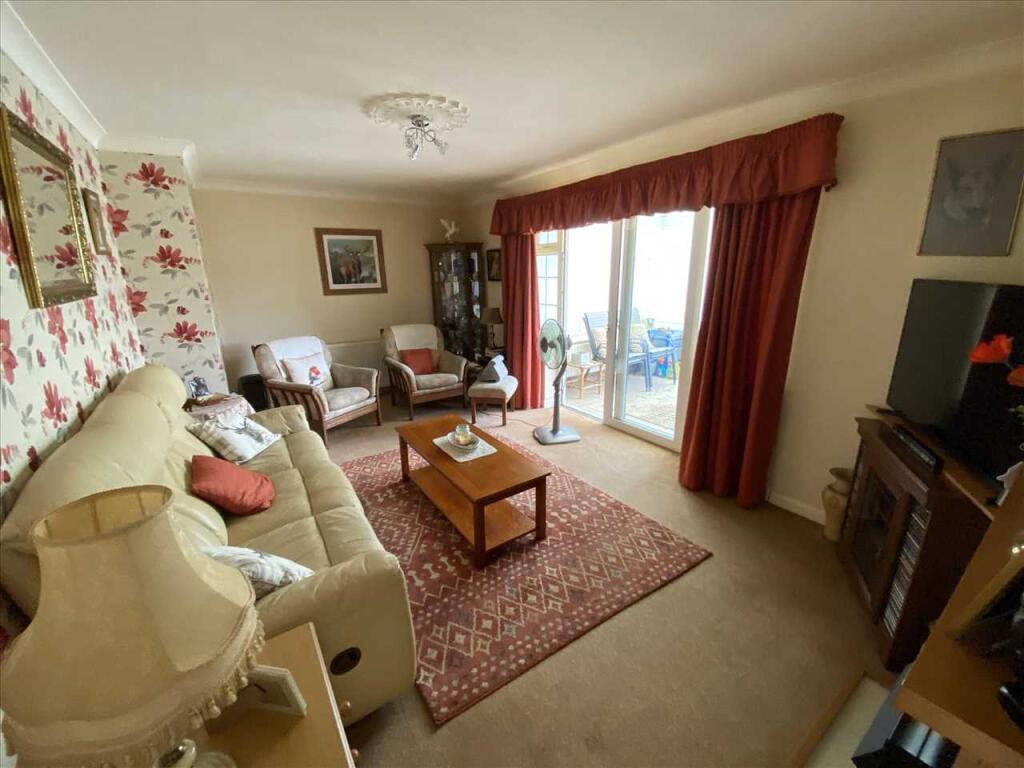 Lounge: