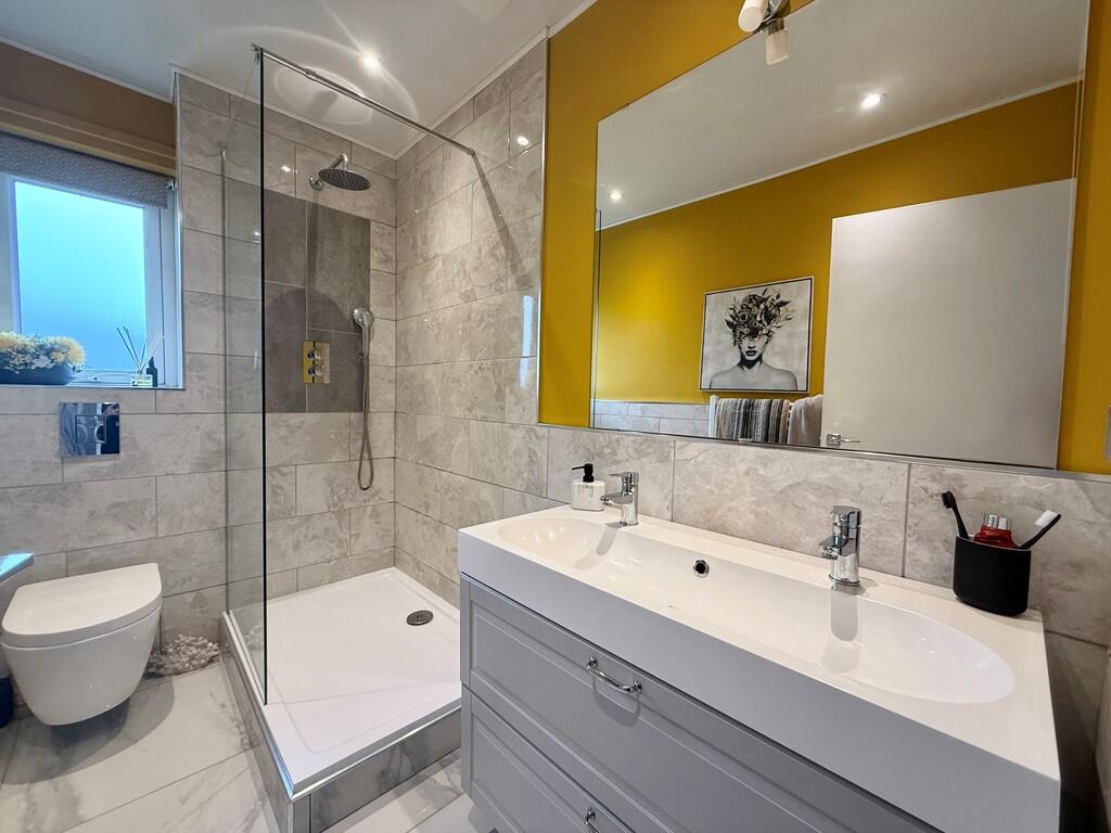 TOLETTOWNLANEBATH...