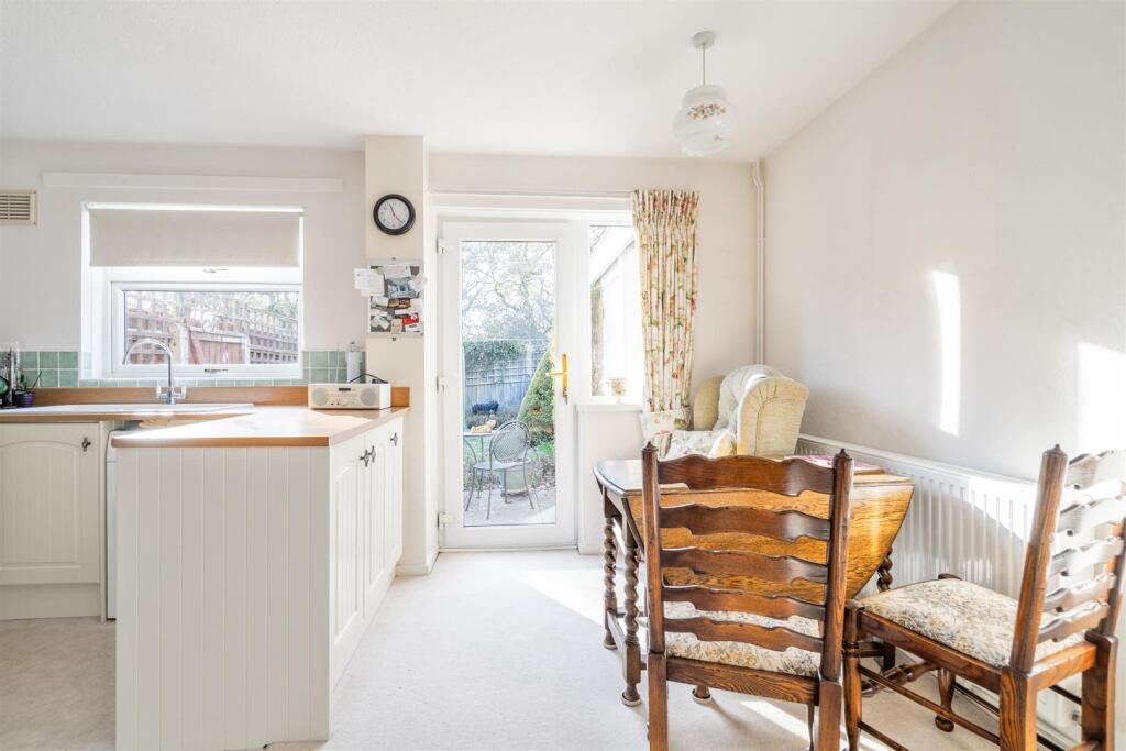 15 Sandfield Close_13.jpg