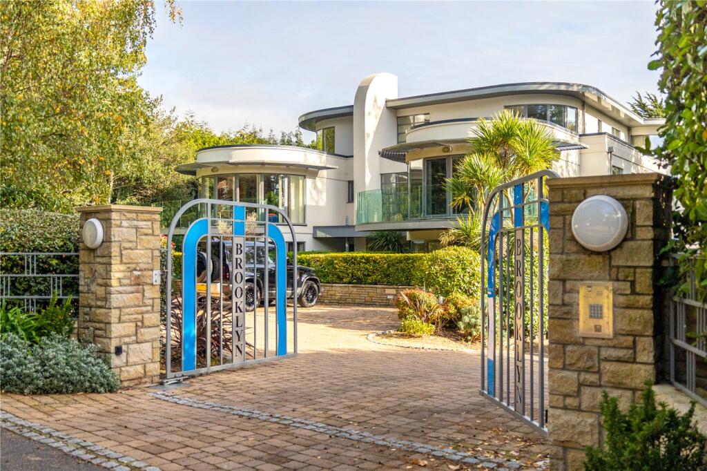 Bingham Avenue, Poole, Dorset, BH14