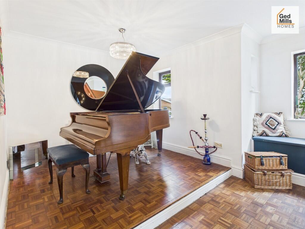 CAM04261G0-PR0054...