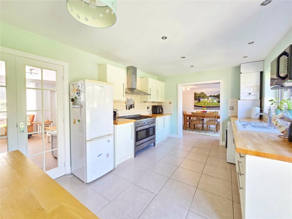 Spacious Kitchen