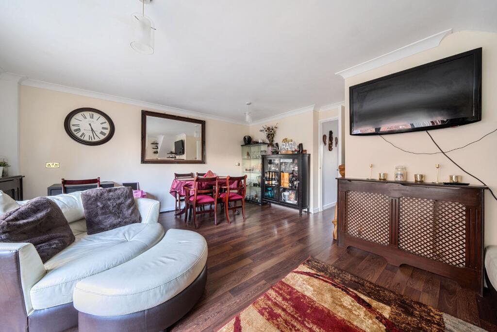Living/Dining Room