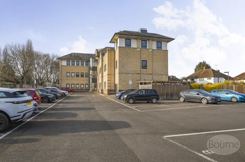 1ecdd727-4027-456...