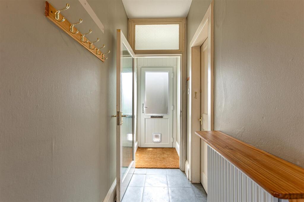 1 Ashley Cottages Newtown 05.JPG