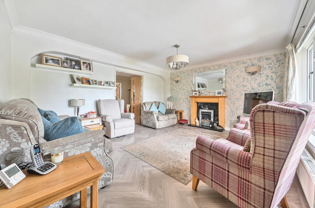 1305290-19-6846d4...