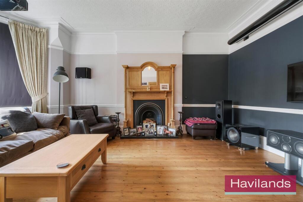 Green Dragon Lane-15.jpg