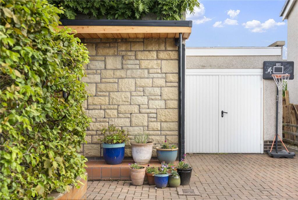 Broomhill Drive 50
