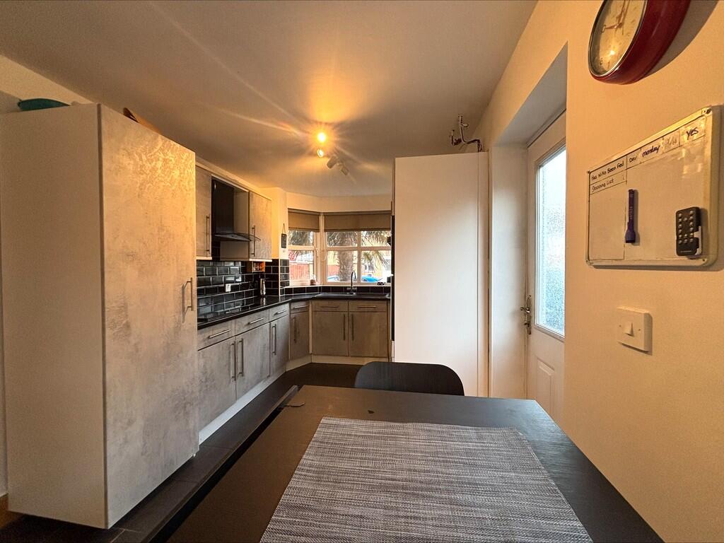 processed-7A1E657...