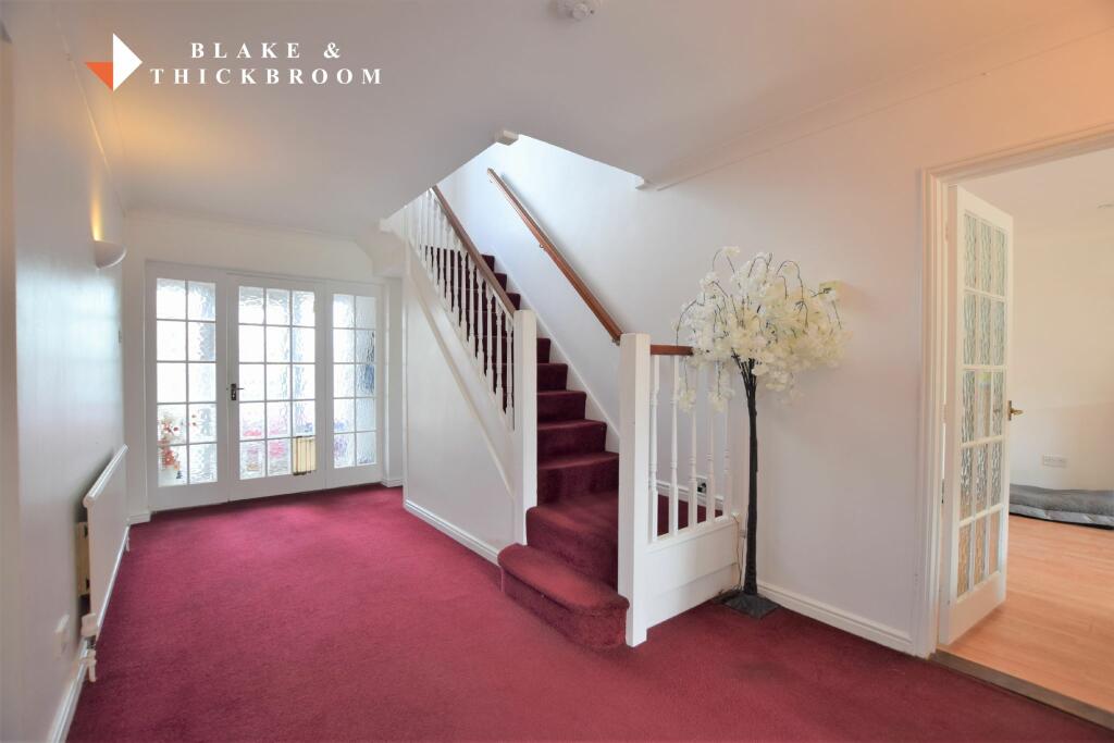ENTRANCE HALL
