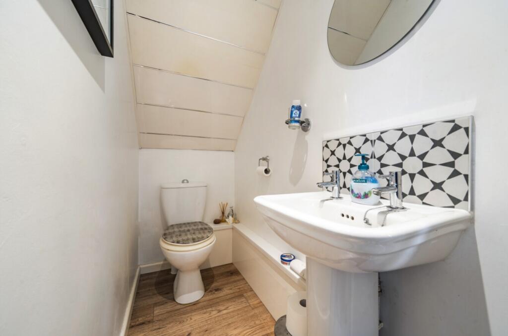 1373333-4-690241c18d1a8