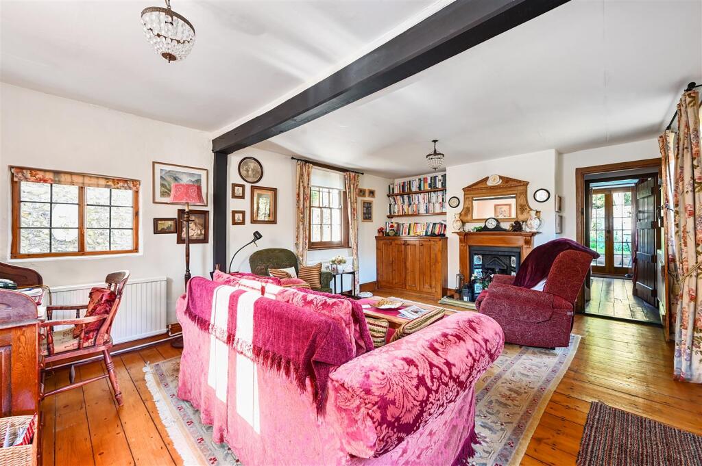 Red Oaks Lodge, Henfield, BN5 (12).jpg