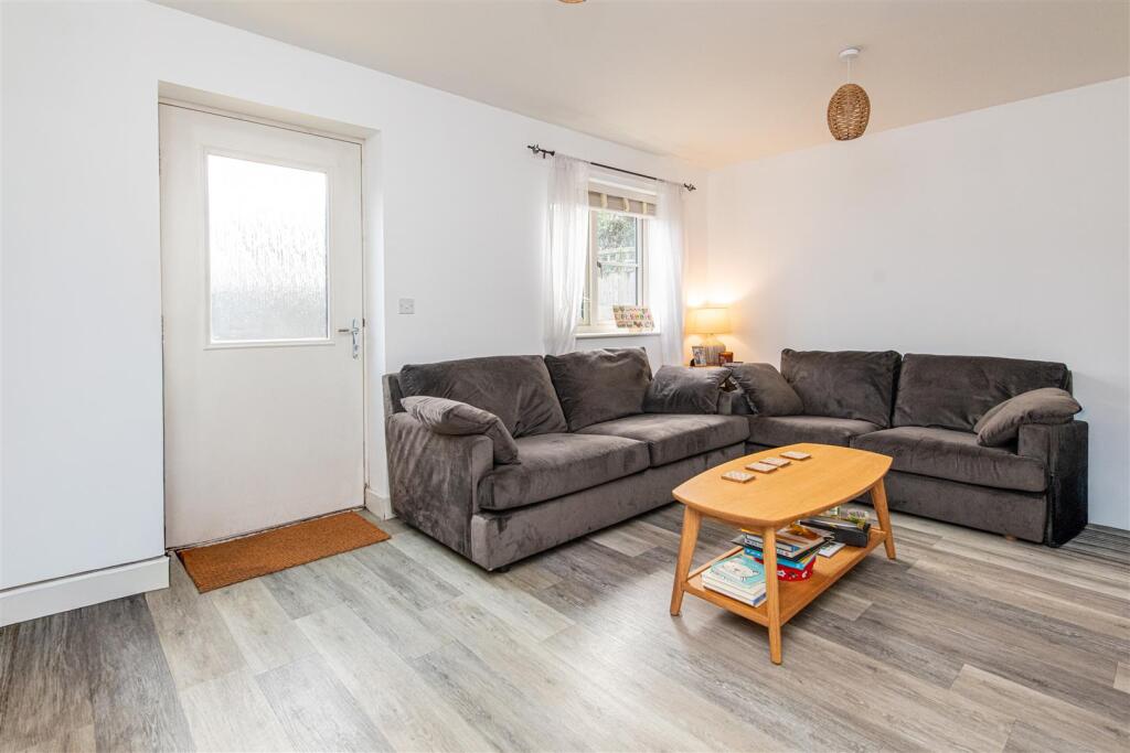 home-186.jpg