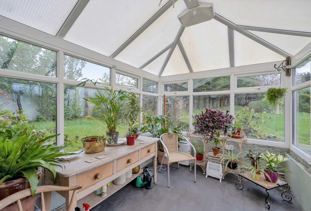 1381096-10-69147b...