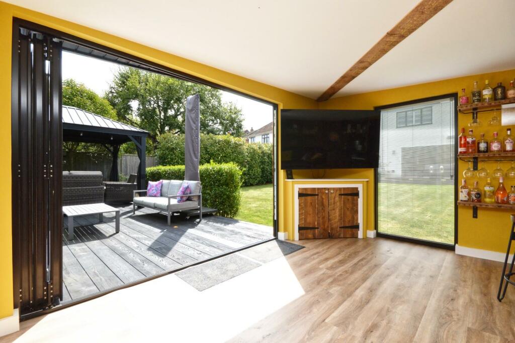 Garden Room/Cinema Room