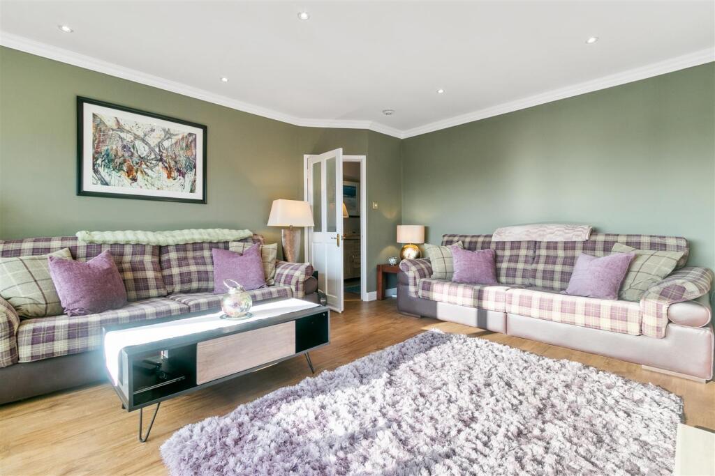Parkhall-8.jpg