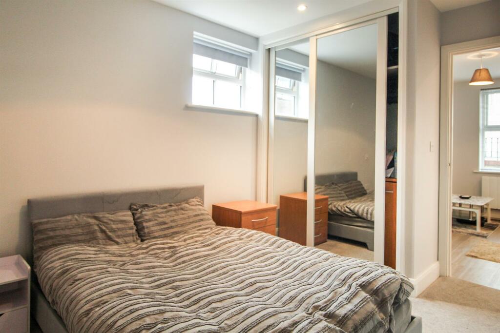 Bedroom.jpg