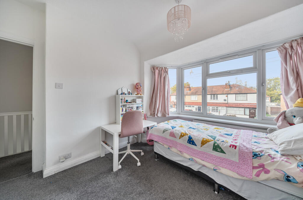 1372705-18-68ff9c...