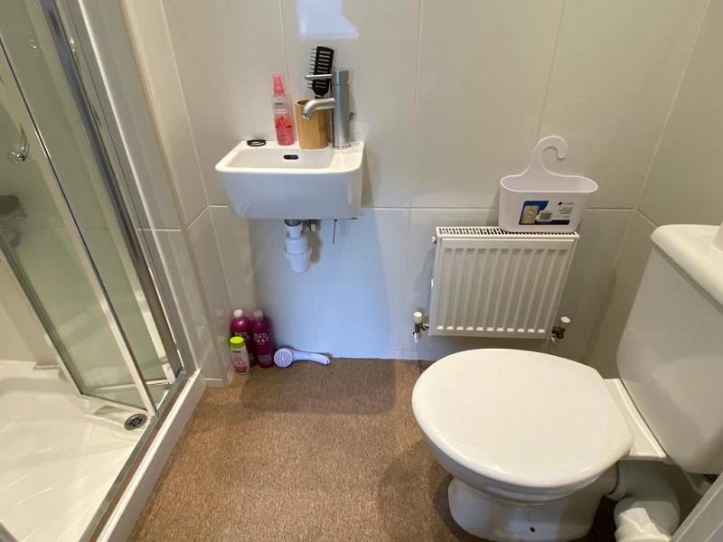 En-suite shower room
