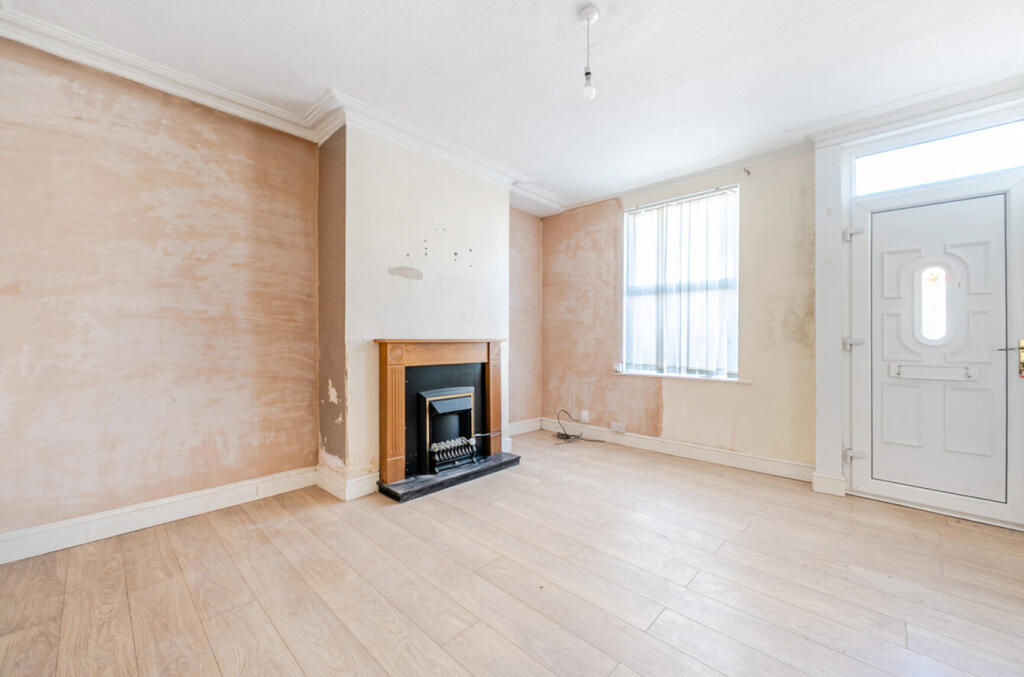 1297052-2-682b77a...