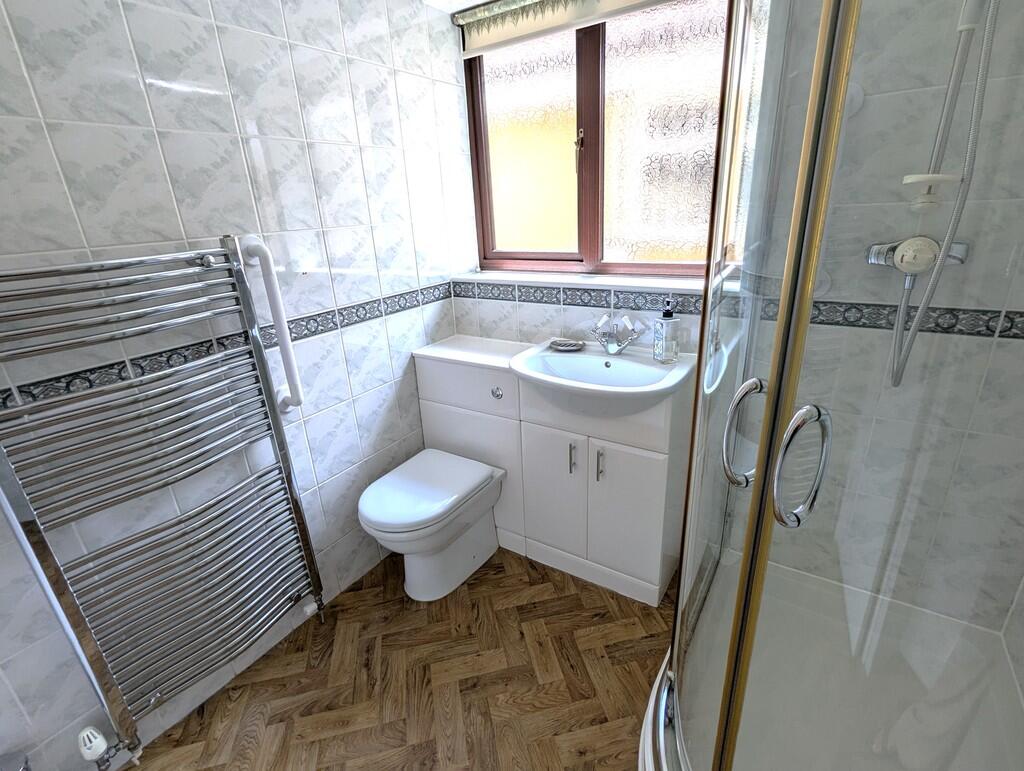 bathroom2