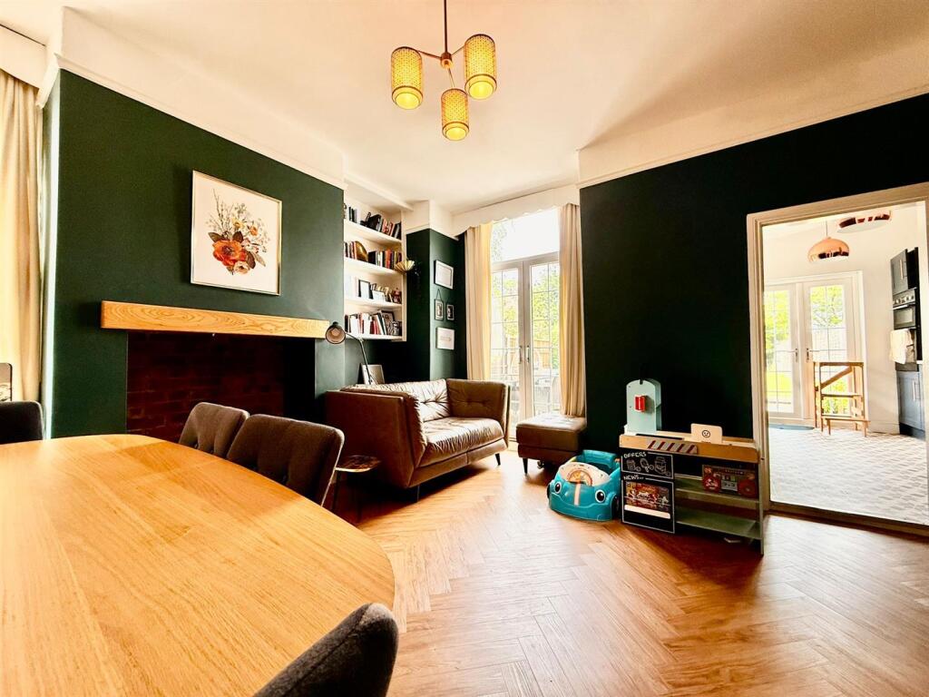 PHOTO-2025-06-23-09-10-55 2.jpg