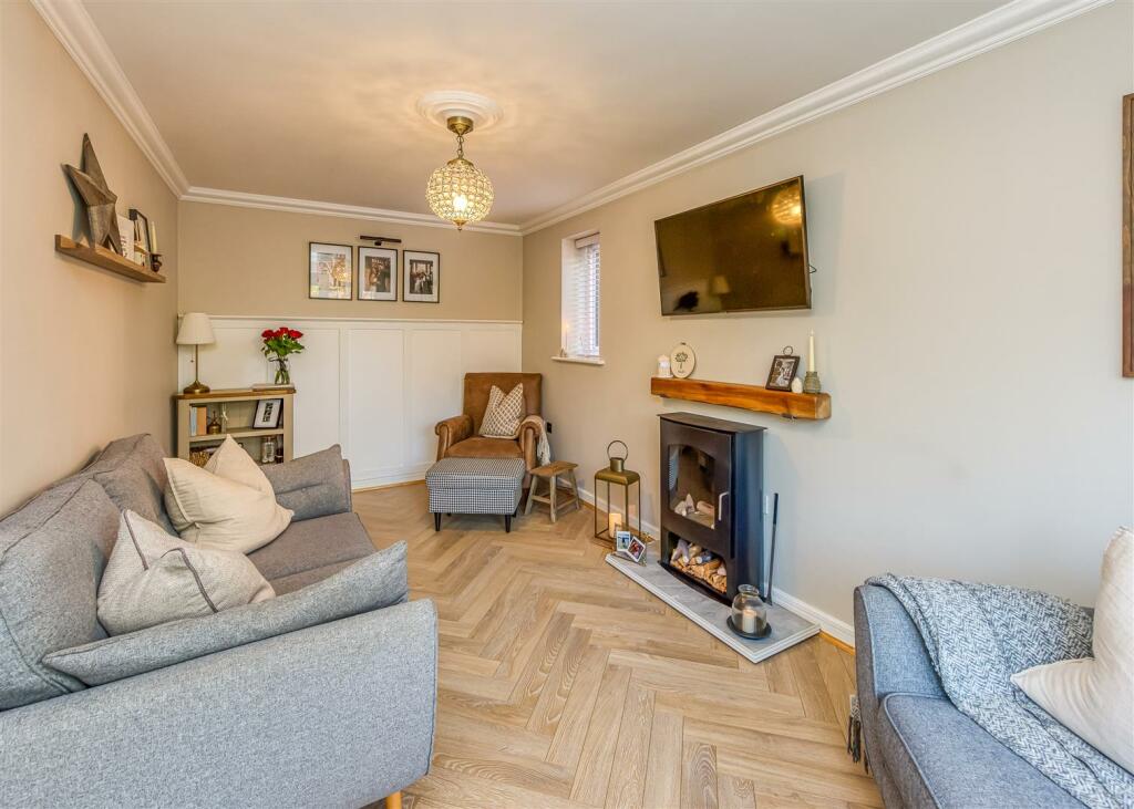 21 Wootton Drive-Living Room.jpg